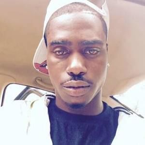 Meet your Posher, Devin